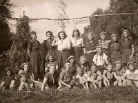 1949 Zomerkamp Junne (Berkenweide) Erepoort ter ere van de Dieverse padvindsters